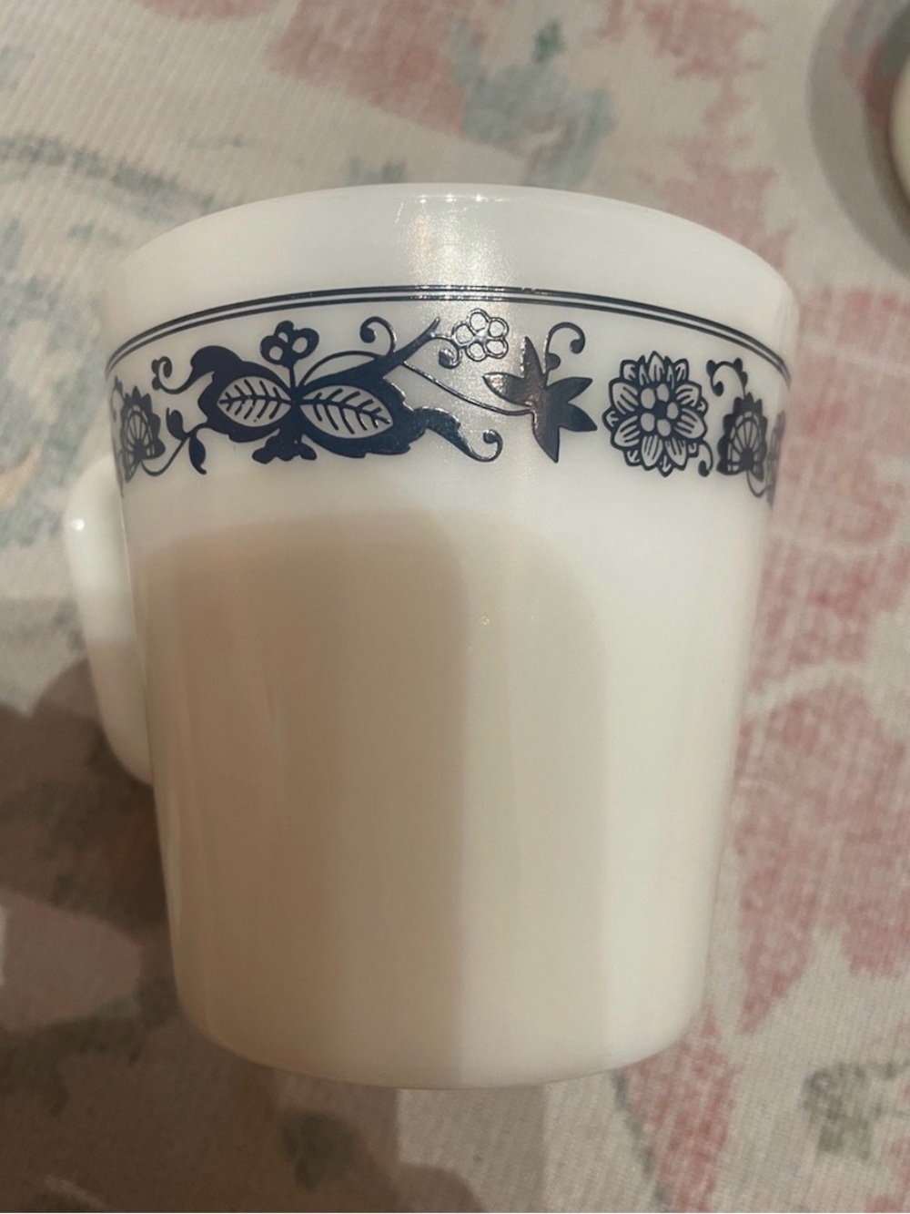 Vintage Corelle Corning Old Town Blue Onion 12oz White Coffee Mug